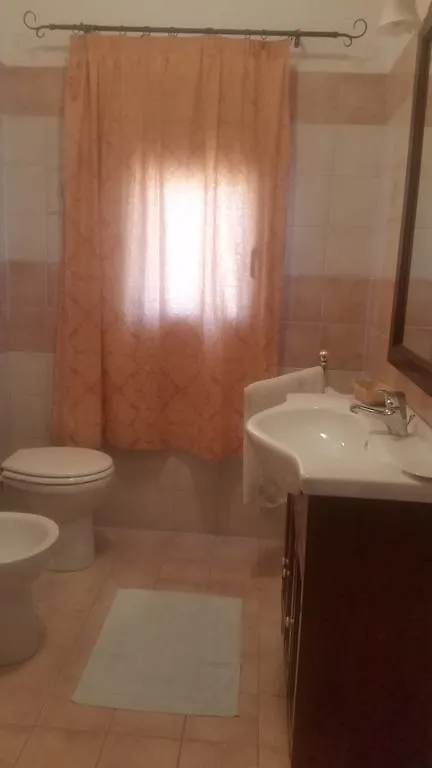 ホテルLu Tronu Loiri Porto San Paolo 0*,  イタリア